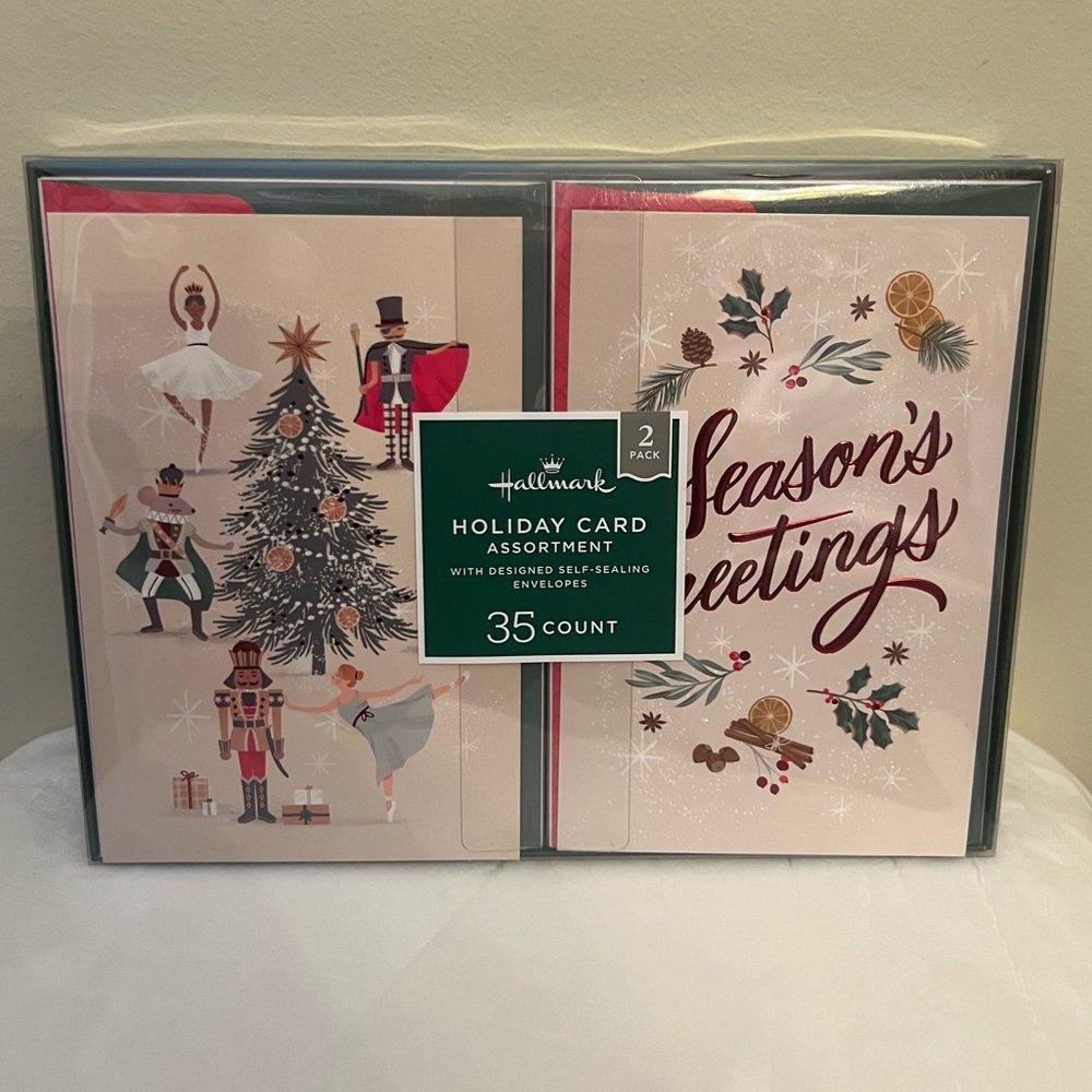 Hallmark Holiday Card Set – 35 Count (2 Designs) – New in Box - Picture 3 of 6